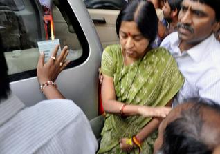 senior ias officer srilakshmi